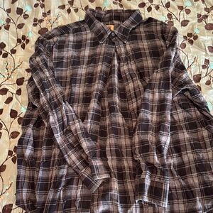 Men's Plaid Button-Up Shirt - Black and Gray